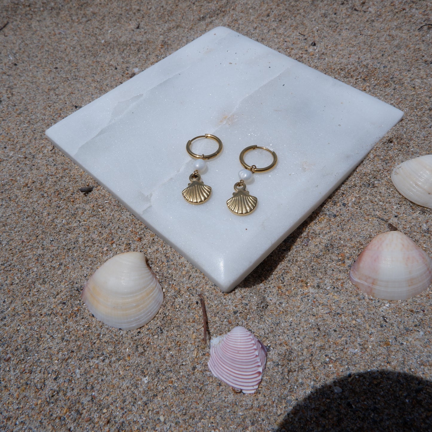 Pearl Shell Earings