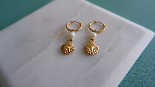 Pearl Shell Earings